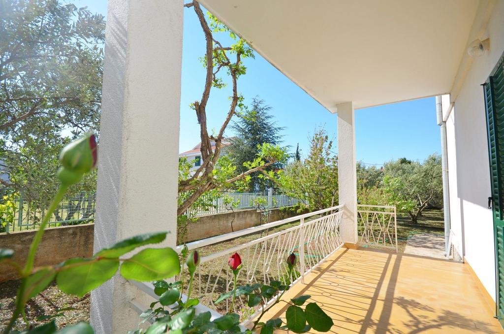 Apartments Secret Garden Водице Екстер'єр фото