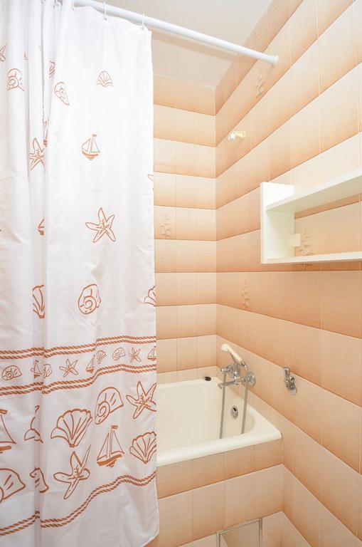 Apartments Secret Garden Водице Екстер'єр фото